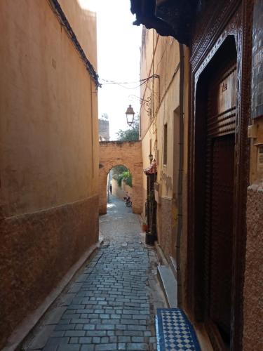 Riad Les Remparts De Fès - image 4