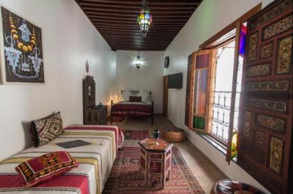 Riad Sanaa Rose - image 9