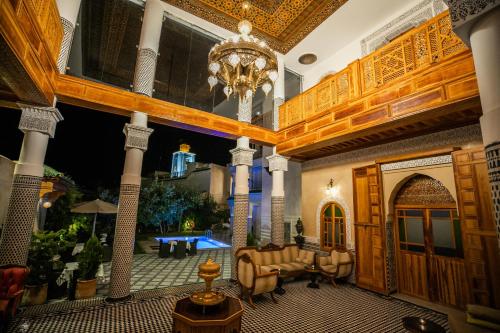 Palais Houyam - image 3