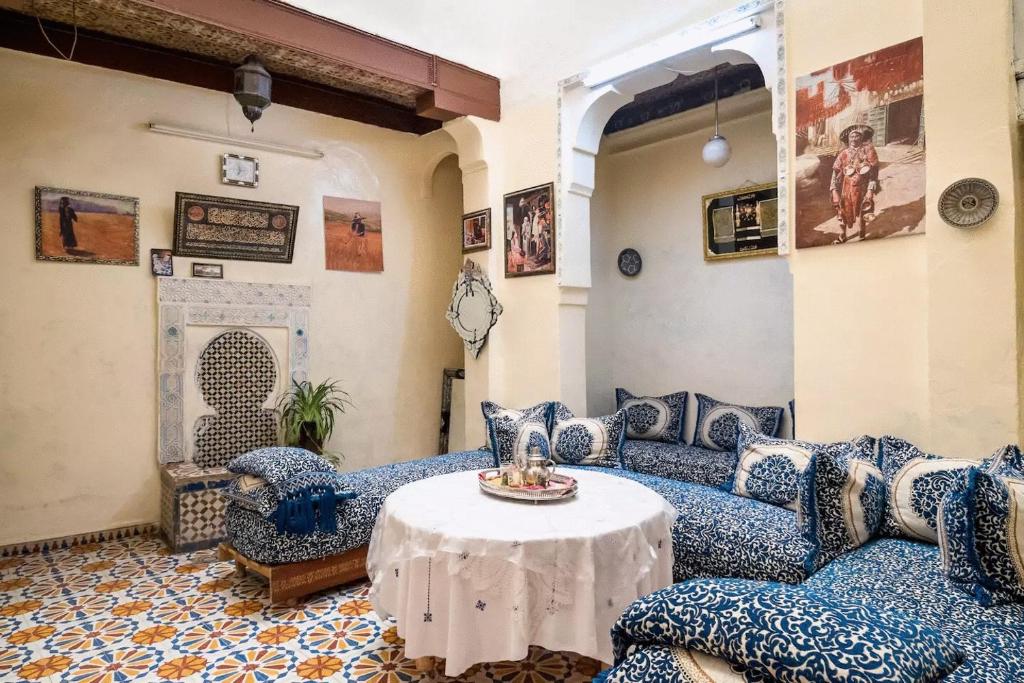 Family Room for 6 peoples Sunny Riad Inside Medina Fes El Bali - main image